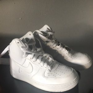 All White Nike Air Force 1